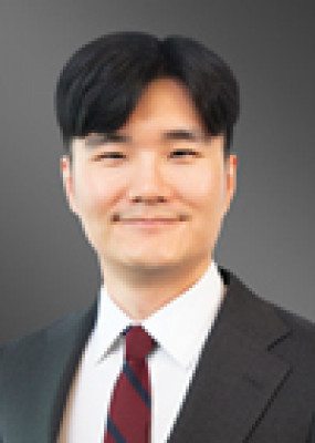 Photo of Joshua J. Shin